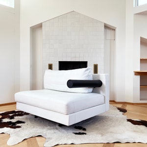 SOLD ** 1980s B&b Italia Antonio Citterio Sity Bayfit Lounge Chair in White Leather W/ Black Leather Armrest