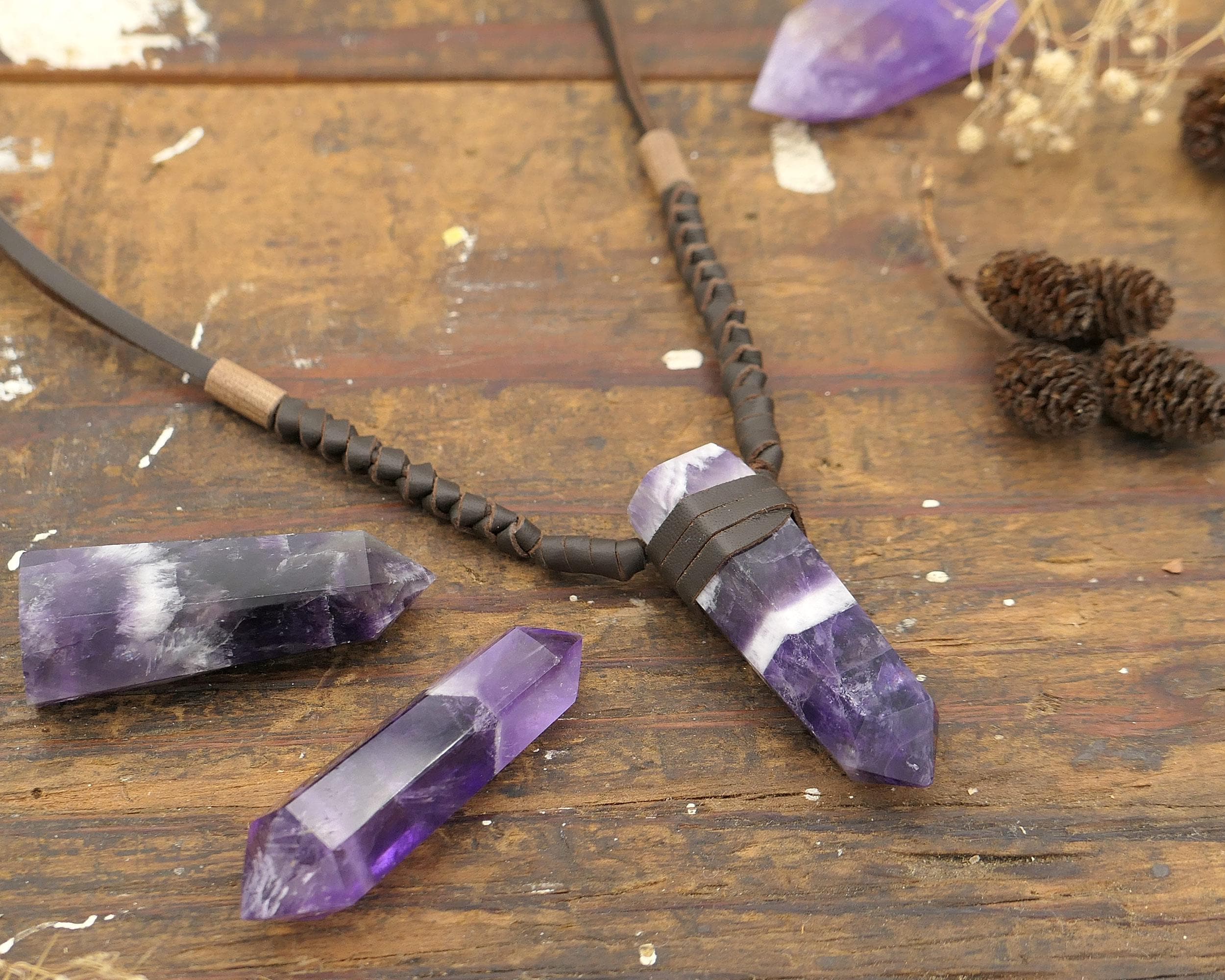 Needles Amethyst Necklace ニードルズ アメジスト Natural Amethyst Necklace, Purple Stone Pendant, Leather Crystal