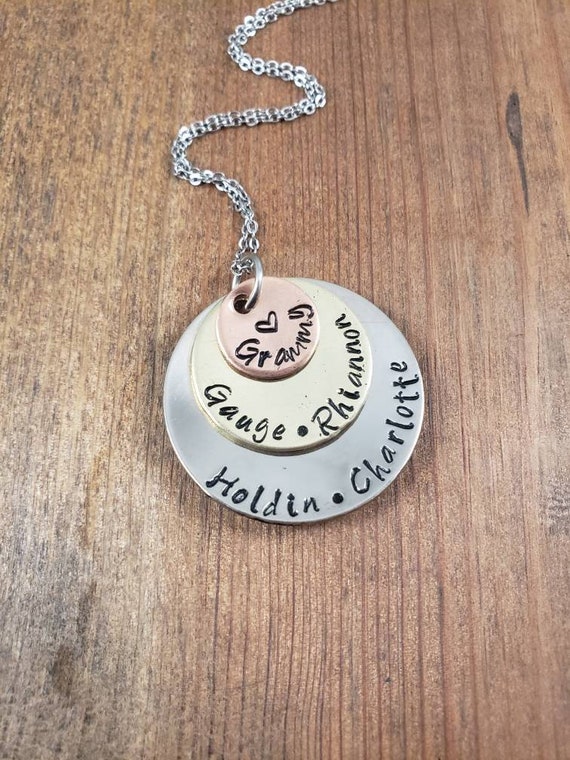 Personalized Necklace for Mom Jewelry for Mom Necklace for Mom With Kids Names Family Necklace Nana Necklace Mom Gift Nana Gift Etsy