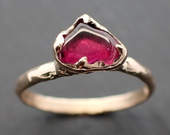 Garnet tumbled red 14k gold Solitaire gemstone ring 3488