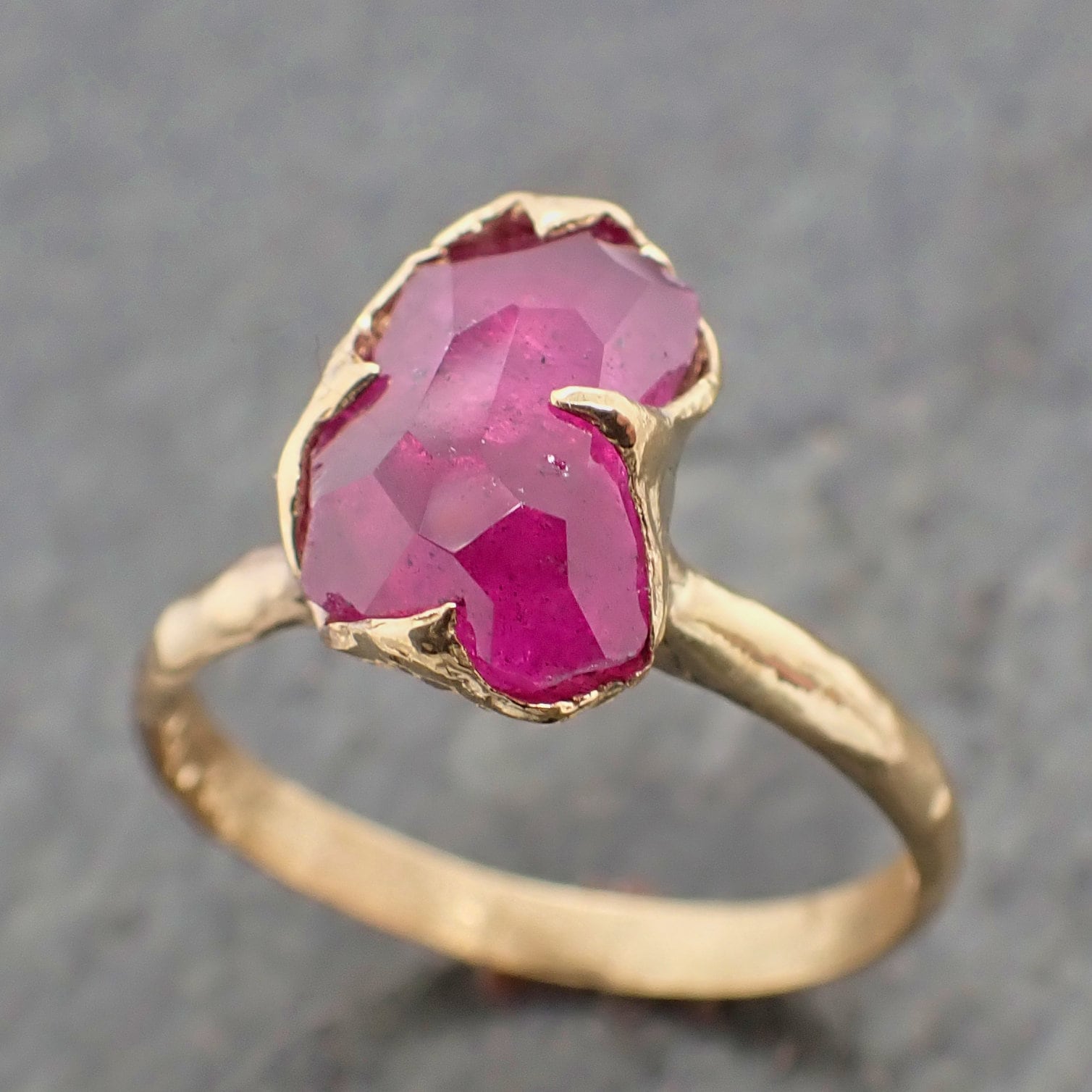 ゴールド サファイア ソリティアリング ホワイトゴールド サファイア ソリティア エンゲージリング