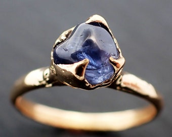 Sapphire tumbled yellow 18k gold Solitaire blue tumbled gemstone ring 3511