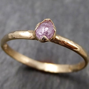 Zierliche Fancy cut rosa Diamant Solitär Verlobungsring 14k Gelbgold Ehering byAngeline 0820