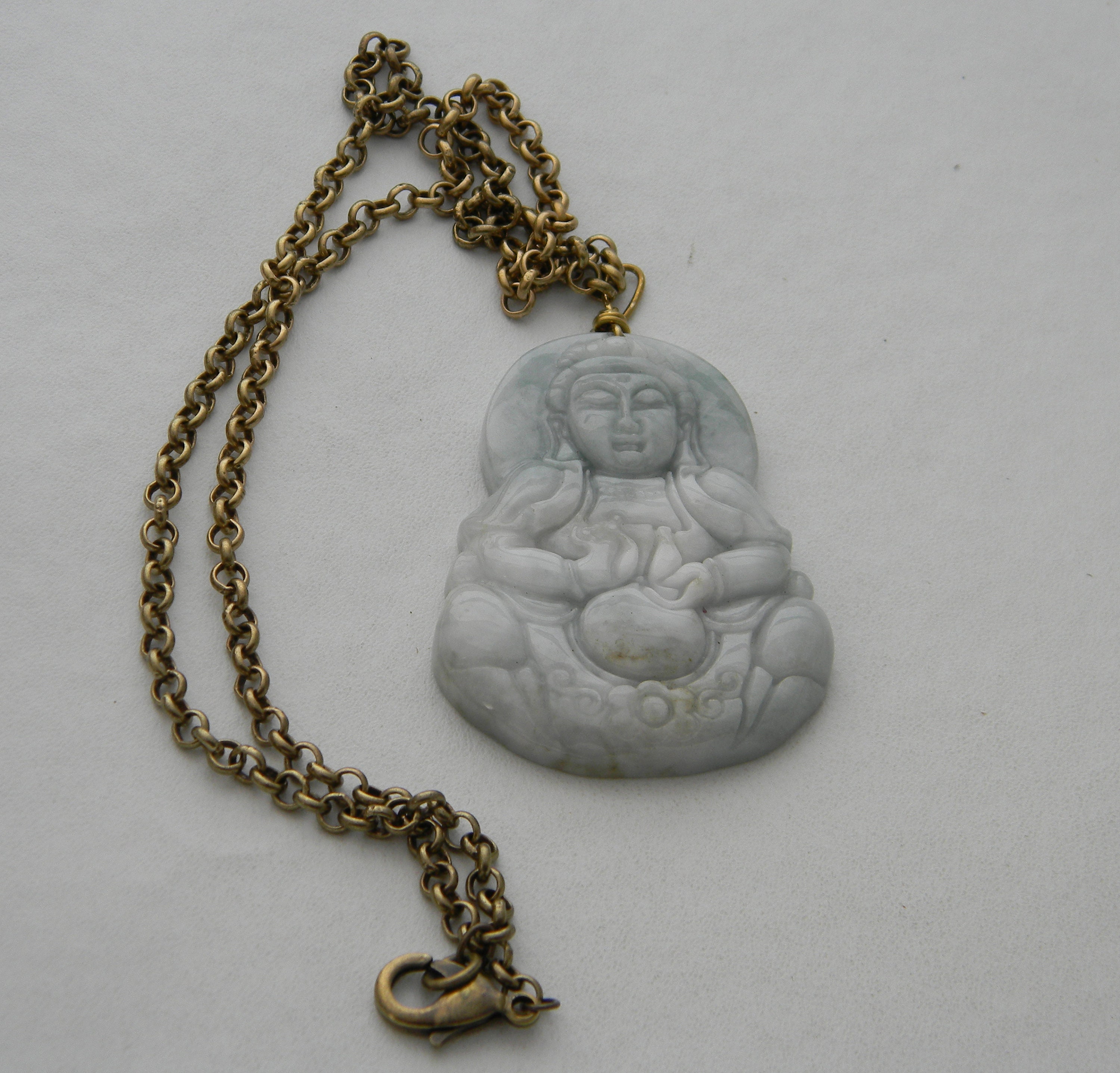 Kwan Yin jade pendant w brass chain necklace beaded jewelry Etsy.de