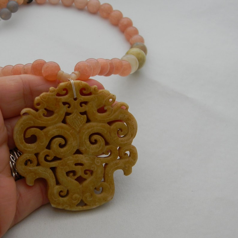 Jade pendant on jade beads necklace beaded dyed jade necklace necklace for women jade double Phoenixes /& dragons pendant jade jewelry
