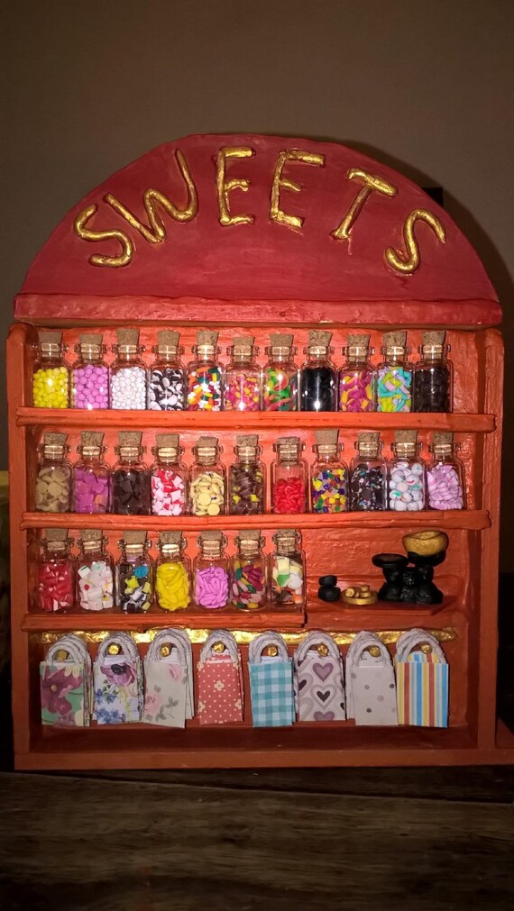 Dollshouse Shop Counter Bonbons Display 