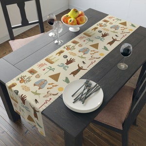 Jewish Passover table runner, matzah, matzoh, unleavened bread, afikomen, 10 ten plagues, Seder plate, Haggadah, decorations, party favors