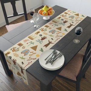 Jewish Passover table runner, matzah, matzoh, unleavened bread, afikomen, 10 ten plagues, Seder plate, Haggadah, decorations, party favors