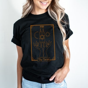 Tora Tarot jüdisches grafisches T-Shirt, Judentum, spirituelles Geschenk, Geburtstag, Jahrestag, Hochzeit, Schabbat Schalom, Tora, Schutz, Muttertag