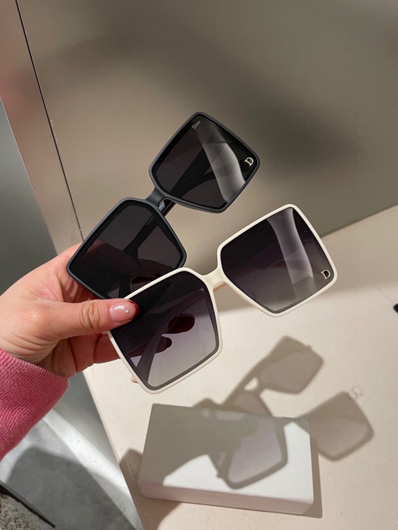 カール・ラガーフェルド　ゴールドオーバルサングラス　ヴィンテージ Vintage sunglasses karl lagerfeld - Gem