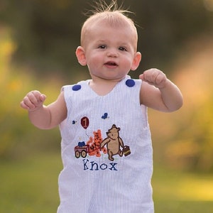 Boy&#39;s Classic Winnie the Pooh Birthday Outfit-Boy First Birthday Pooh & Tigger Outfit-Pooh Tigger Piglet Birthday, Optional Bib and Hat