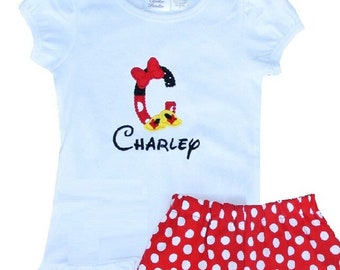 Tenue pour fille Minnie Mouse - initiale Minnie Mouse chemise et short-Disney vacances Minnie Mouse tenue-Fille Minnie Mouse anniversaire numéro tenue