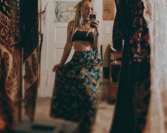 70s handmade psychedelic floral vintage skirt // blue purple gold paisley maxi skirt// elastic waist - free size - size L