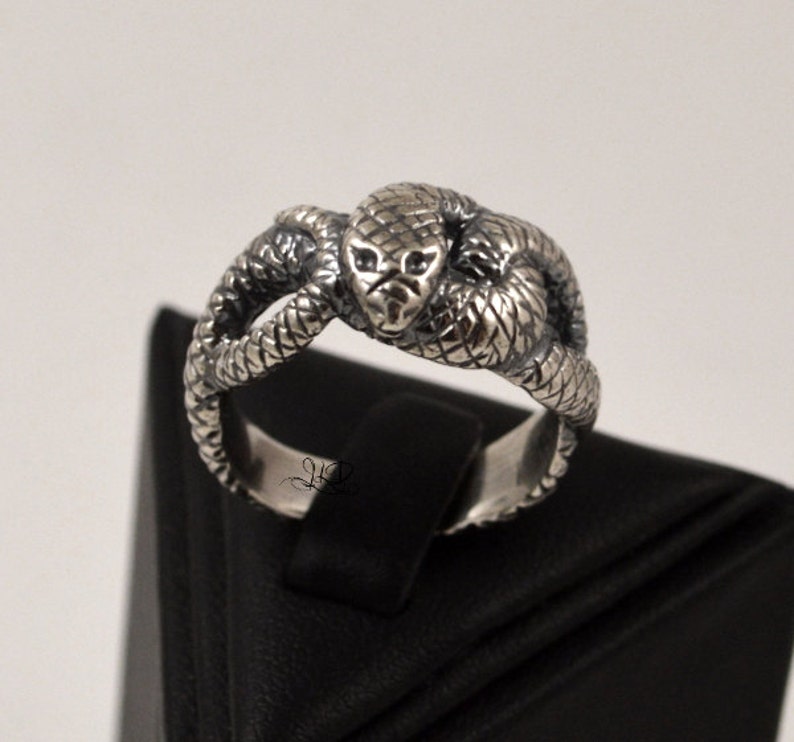 Nidhogg ring, sterling silver image 3