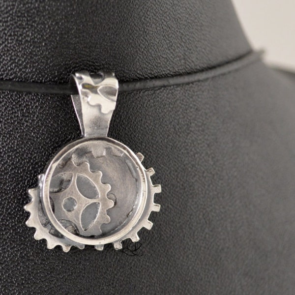 Gears pendant, pin or cuff link in sterling silver or bronze