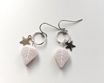 Leaf skeleton Earrings. Dangly Earrings. Leaves. Stars. Autumn. Ready to ship