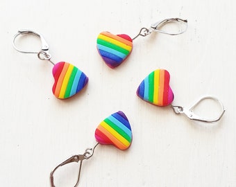 Rainbow Heart Stitch Markers. Set of 2. Universal. Knitting and crochet. Ready to ship
