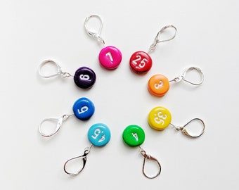 Numbered Rainbow Stitch Markers. Set of 2. Rainbow buttons. Universal. Knitting and crochet. Ready to ship.
