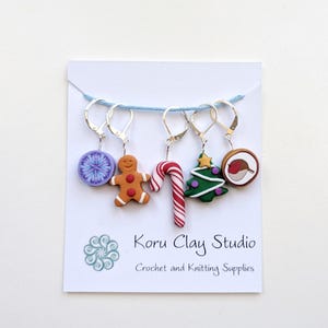 Set of 5 Christmas Stitch Markers. Universal for knitting and crochet. Christmas tree. Gingerbread. Robin. Snowflake. Candy cane.