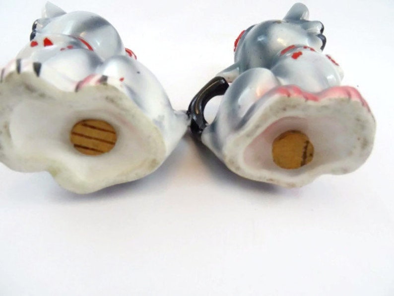 Vintage Cat Salt /& Pepper Shaker Red and White Polka Dot Anthropomorphic Gray and Black Collectible