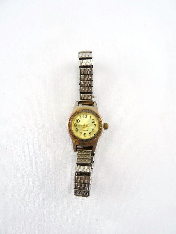 Quartz Vintage Woman Watch Stretch never used Watch-It silver Tone Stretch Band Vintage | Mercari main image 4