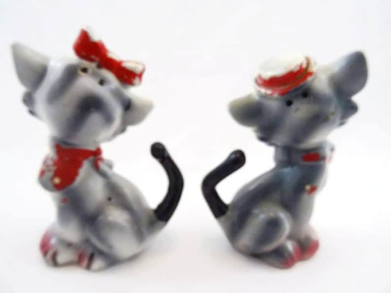 Vintage Cat Salt /& Pepper Shaker Red and White Polka Dot Anthropomorphic Gray and Black Collectible