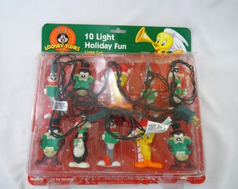Vintage Box Looney Tunes Christmas Lights Tweety Bird Bugs Bunny Tasmanian Devil Sylvester