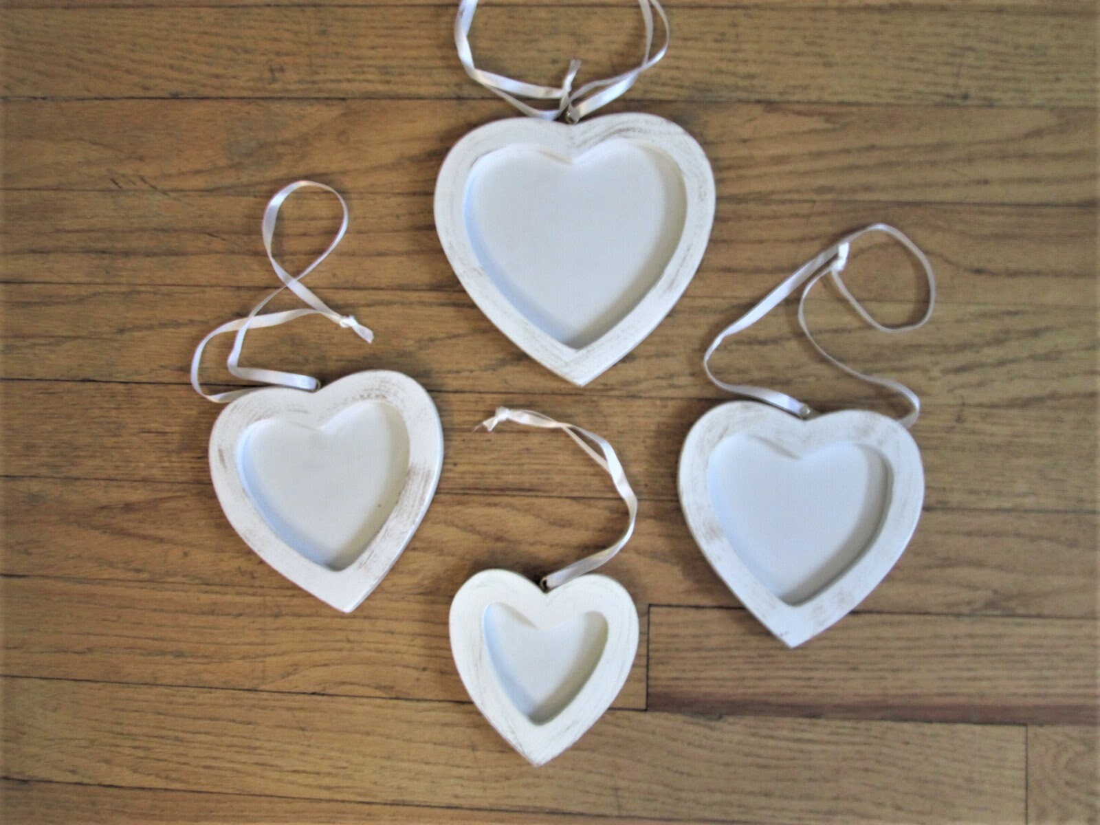Vintage Set Of 4 Wooden Heart shaped Picture Frames Etsy