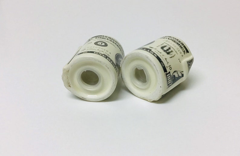 Vintage Pair of 100 Dollar Bills Ceramic Salt /& Pepper Shakers Collectibles