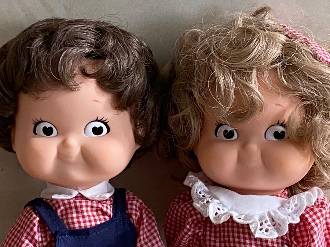 Johnny Johanna the Happy Twins