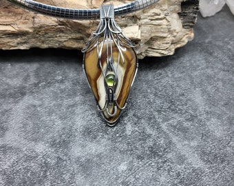 Polychrome Jasper energy balancing peridot gemstone silver wire wrapped Sam Art Studio design  Amulet