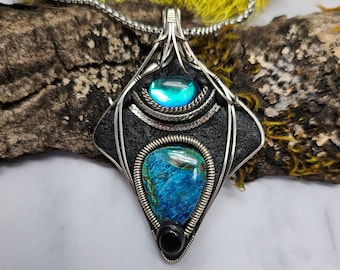 Shattuckite aura Quartz solid sterling silver wire wrapped Sam Art Studio design Amulet