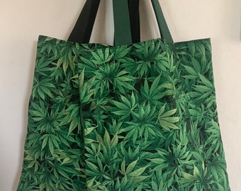 Timeless Treasures Simple Cannabis Leaf Green Tote