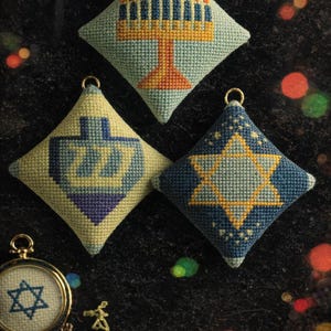 3 Cross-Stitch Ornaments Patterns pdf - Menorah Dreidel Star of David, Hanukkah Jewish Holiday Instant Download, 3x3 Needlepoint