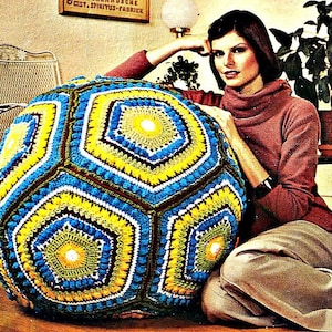 Large Vintage Floor Pillow Crochet Pattern pdf Instant Digital Download for your Retro Home Decor