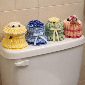 6 Easy Toilet Paper Toppers Crochet Patterns, Instant Download PDF, Colorful TP Covers with Flowers and Bumblebees, Beginner Level