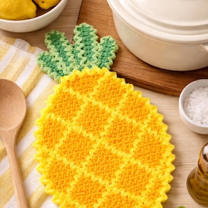 Pineapple Hot Pad Crochet Pattern PDf, Instant Digital Download, Kitschy Kitchen, Rug Yarn 15"x8"