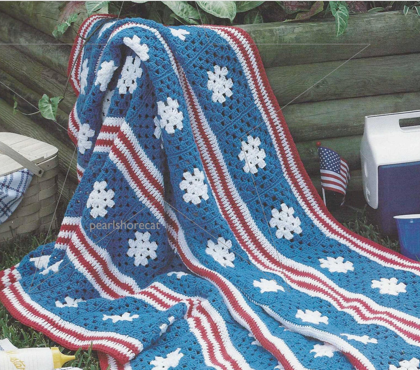 Retro Granny Square Crochet Blanket Pattern: Red White Blue