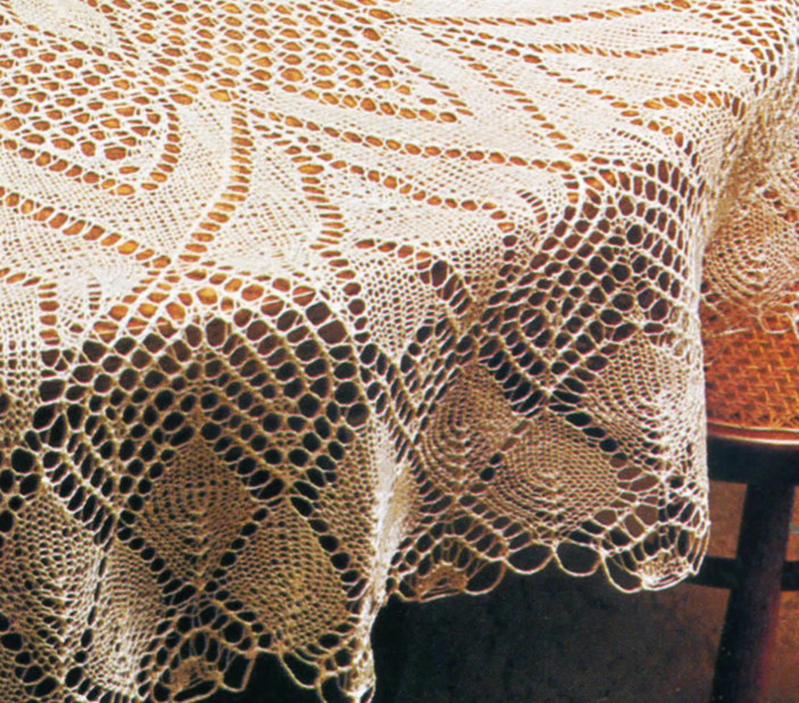 Large Round Knit Tablecloth Pattern Beautiful Heirloom Design Etsy