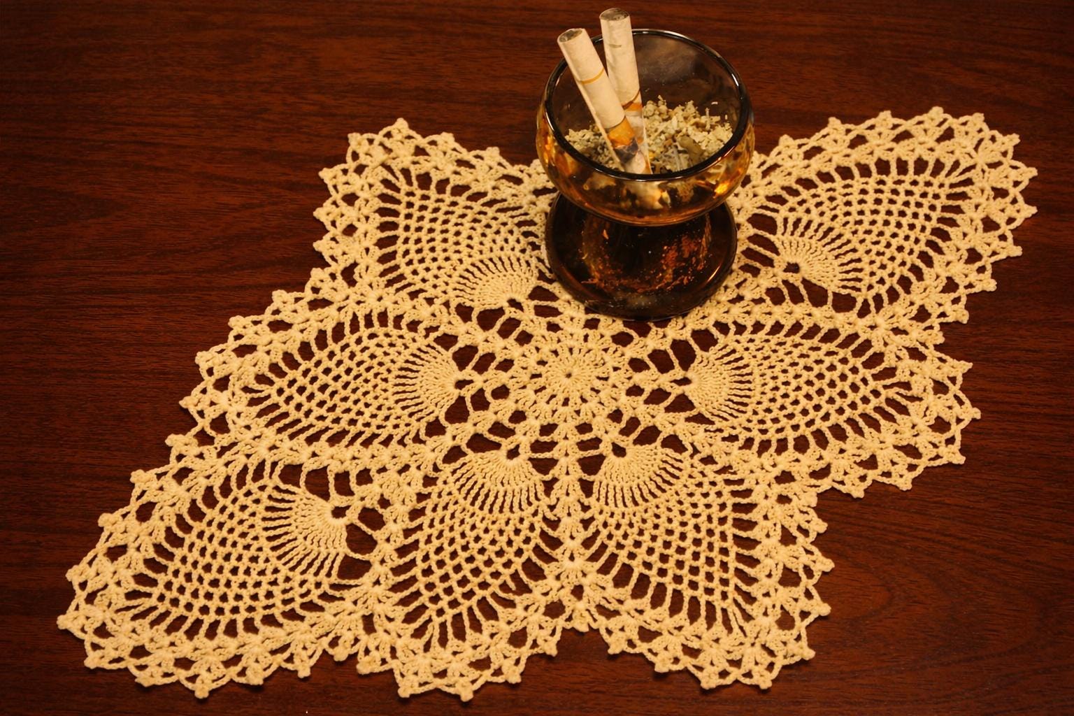 36 Vintage Crochet Patterns: Timeless Designs, Heirloom Details, and Easy Gift Ideas 4 1940s Pineapple Crochet Doily