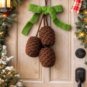 1950s Forest Pinecone Crochet Pattern pdf Instant Download, Vintage Winter for Retro Christmas Decor