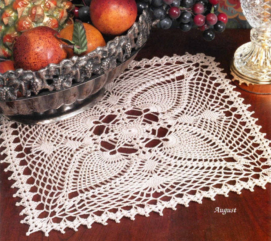 1 Handmade 12" inch white knitted round pineapple cotton Doilie doily 1980`s 1 Handmade 12" inch white knitted round pineapple cotton Doilie doily 1980`s
