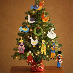 12 jours d'ornement de sapin de Noël, motif en feutre pdf Téléchargement numérique instantané pdf, travaux manuels des Fêtes avec ambiance rétro !  3" - 7"
