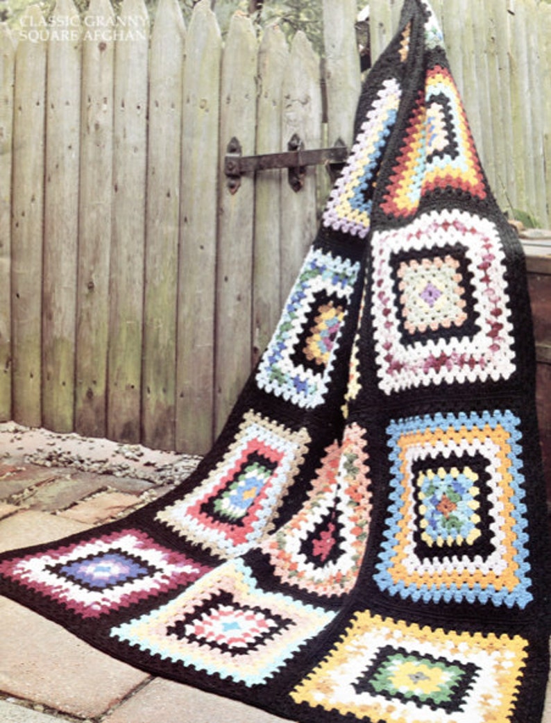 Classic 70s Large Granny Square Blanket Crochet Pattern pdf, Instant Download for Immediate Use, So Retro image 5