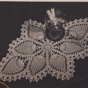 1940s Pineapple Crochet Doily Pattern pdf Instant Digital Download pdf, Retro Table Setting and Centerpiece 10&quot; x 14&quot;