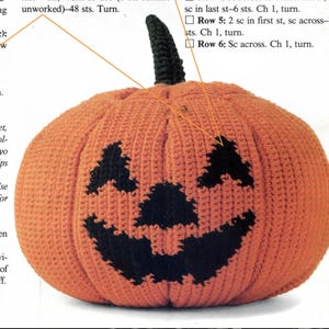 Patrón de calabaza de crochet estilo retro divertido, 10 x 14, descarga digital instantánea en PDF para uso inmediato, ¡feliz Halloween!