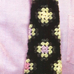 Men&#39;s Granny Square Necktie Pattern Vintage 1970s Motif, Instant Digital Download pdf, Business Casual & Groovy Grandpa