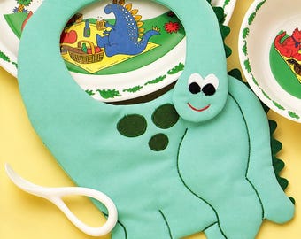 Eenvoudig naaipatroon voor een baby slabbetje met dinosaurusprint (PDF, direct te downloaden), project van 0,5 meter stof, klaar in drie uur.