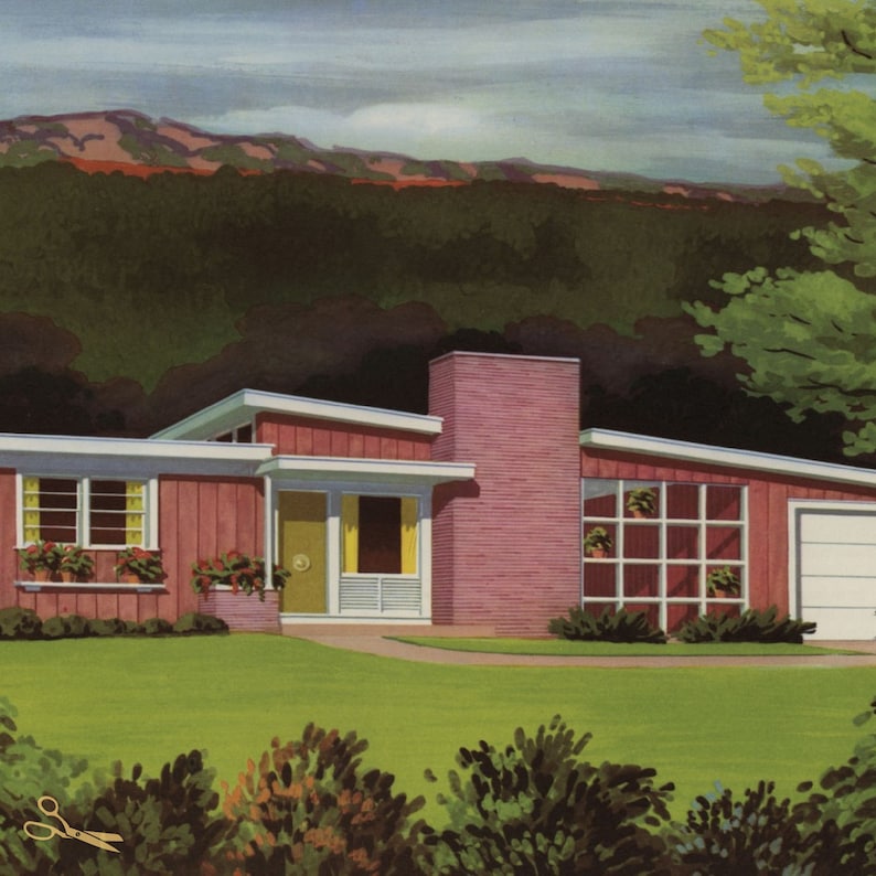 Pu&ograve; includere: Una casa moderna di met&agrave; secolo, rosa e bianca, con una grande finestra e un prato verde. La casa ha un camino in mattoni e una porta bianca. Sullo sfondo ci sono alberi e montagne.