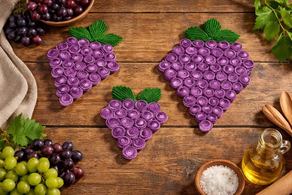 3 Sizes 1970s Grape Clusters Bottle Cap Hotpad Patterns in Grape